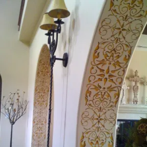Arabesque Border Stencil