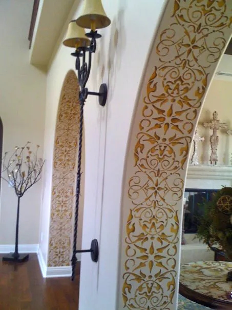 Arabesque Border Stencil