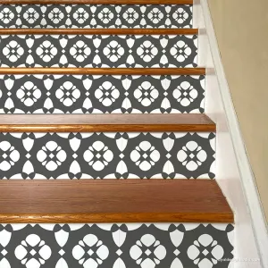 Justine Tile Stencil