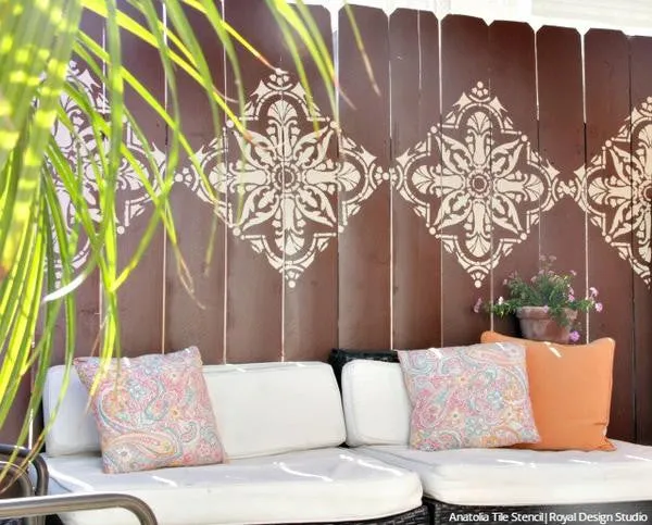 Marisol Damask Tile Stencil